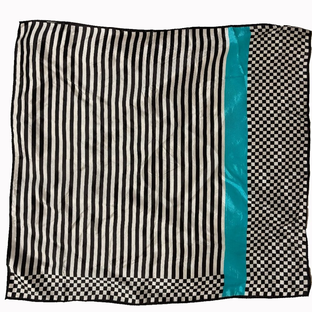 Vintage Checkered Scarf